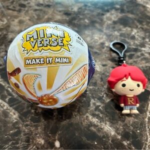 NEW HARRY POTTER mystery miniverse back to Hogwarts & Ron Weasley keyring!
